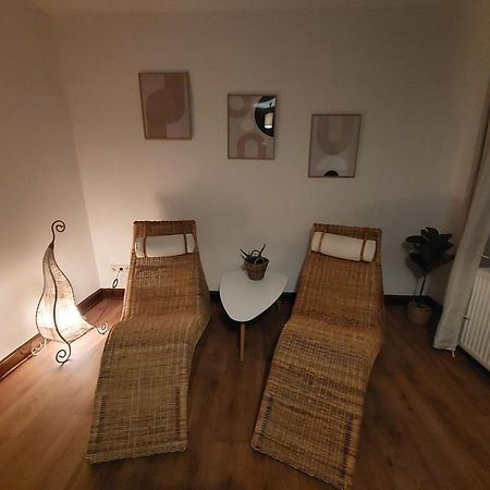 Cozy Home, 7 Beds, Wifi, Kitchen, Balcony, Bielefeld Center Екстериор снимка