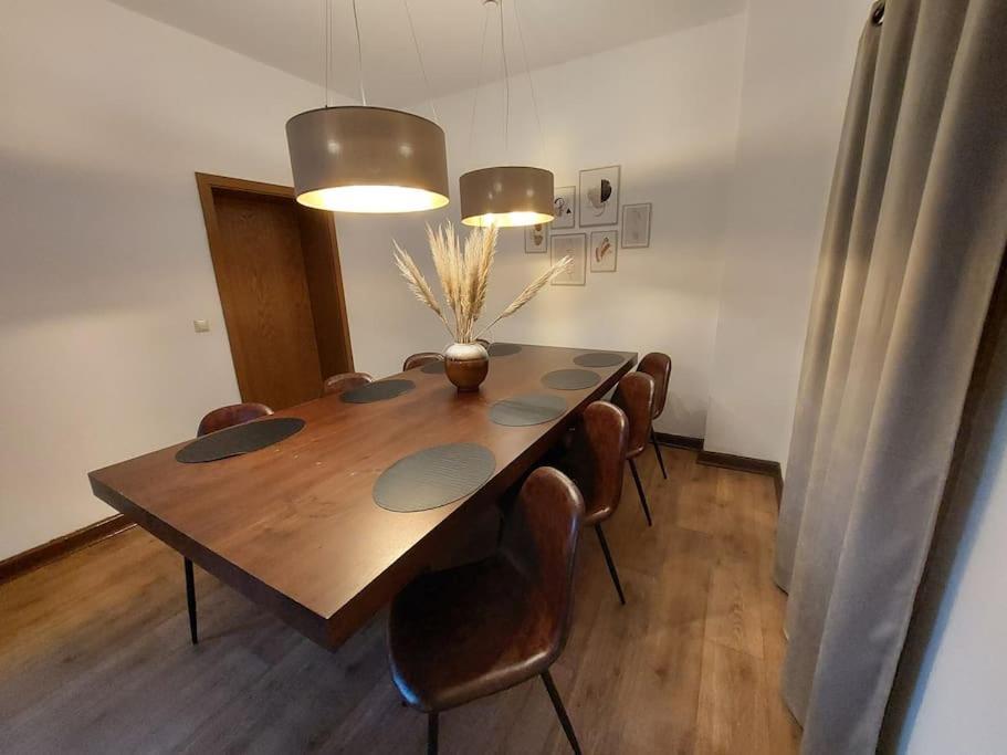 Cozy Home, 7 Beds, Wifi, Kitchen, Balcony, Bielefeld Center Екстериор снимка