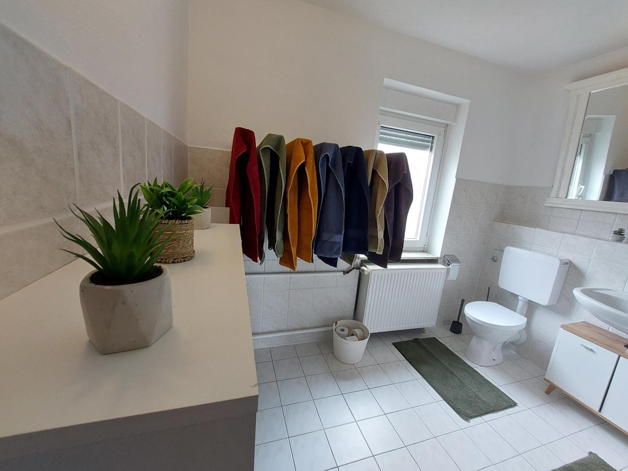 Cozy Home, 7 Beds, Wifi, Kitchen, Balcony, Bielefeld Center Екстериор снимка